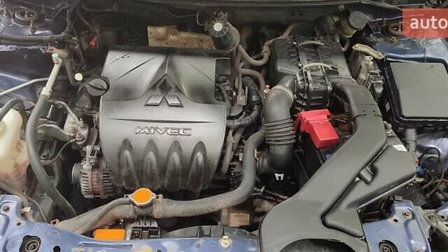 Мицубиси Лансер 2008 в Днепре (Днепропетровске) на Automoto.ua Синий Мицубиси Лансер, объемом двигателя 1.5 л и пробегом 260 тыс. км за 5200 $, фото 5 на Automoto.ua