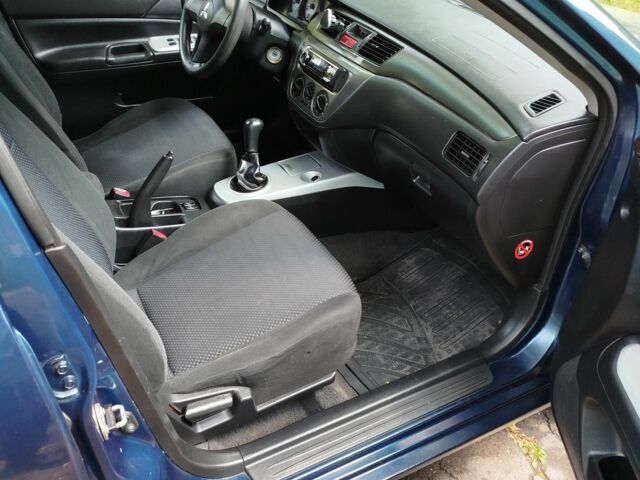 Мицубиси Лансер 2008 в Белой Церкве на Automoto.ua Синий Мицубиси Лансер, объемом двигателя 1.6 л и пробегом 243 тыс. км за 4200 $, фото 7 на Automoto.ua