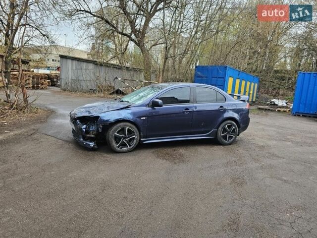 Синий Мицубиси Лансер, объемом двигателя 2 л и пробегом 140 тыс. км за 3800 $, фото 10 на Automoto.ua