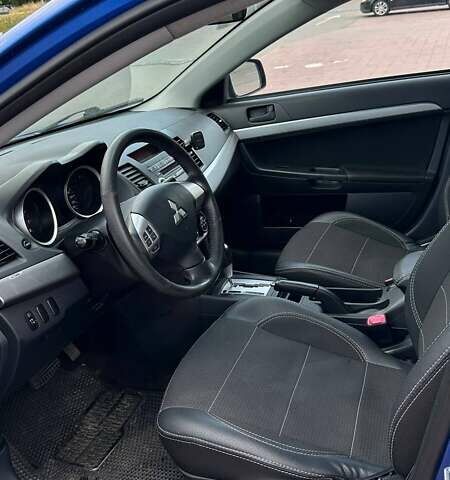 Синий Мицубиси Лансер, объемом двигателя 1.5 л и пробегом 167 тыс. км за 5500 $, фото 15 на Automoto.ua