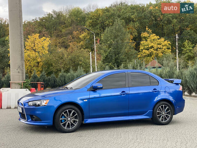 Синий Мицубиси Лансер, объемом двигателя 2.36 л и пробегом 218 тыс. км за 9999 $, фото 6 на Automoto.ua