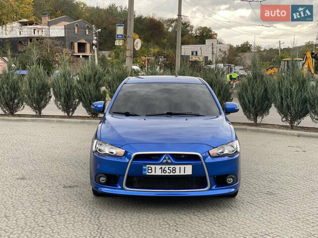 Синий Мицубиси Лансер, объемом двигателя 2.36 л и пробегом 218 тыс. км за 9999 $, фото 1 на Automoto.ua