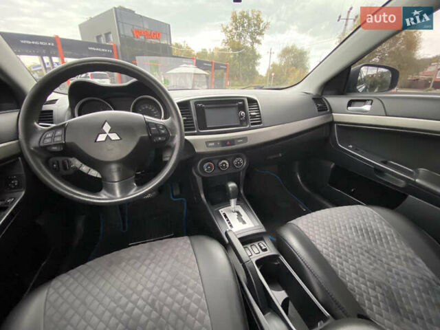 Синий Мицубиси Лансер, объемом двигателя 2.36 л и пробегом 218 тыс. км за 9999 $, фото 16 на Automoto.ua