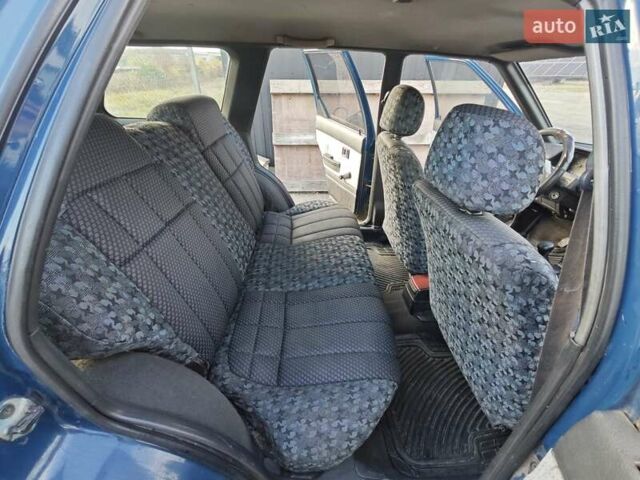 Міцубісі Lancer 1989 у Радехове на Automoto.ua Синій Міцубісі Lancer, об'ємом двигуна 1.5 л та пробігом 300 тис. км за 1000 $, фото 7 на Automoto.ua