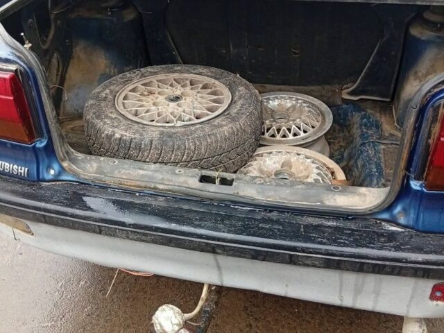 Синій Міцубісі Lancer, об'ємом двигуна 1.6 л та пробігом 3 тис. км за 500 $, фото 5 на Automoto.ua