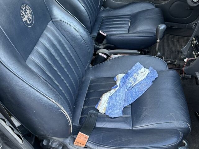 Синий Мицубиси Лансер, объемом двигателя 1.6 л и пробегом 999 тыс. км за 594 $, фото 6 на Automoto.ua