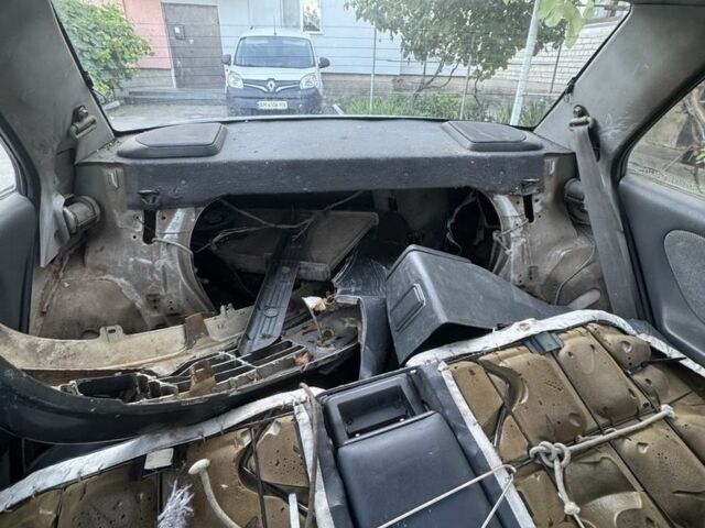 Синий Мицубиси Лансер, объемом двигателя 1.6 л и пробегом 999 тыс. км за 594 $, фото 5 на Automoto.ua