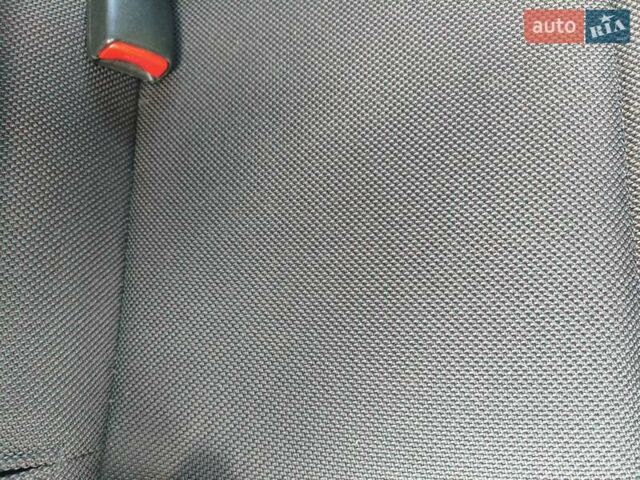 Мицубиси Лансер 2006 в Ковель на Automoto.ua Синий Мицубиси Лансер, объемом двигателя 1.6 л и пробегом 258 тыс. км за 3900 $, фото 12 на Automoto.ua