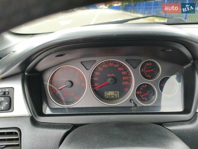 Синій Міцубісі Lancer, об'ємом двигуна 1.6 л та пробігом 258 тис. км за 4300 $, фото 19 на Automoto.ua