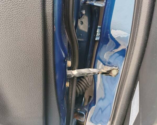 Мицубиси Лансер 2006 в Ковель на Automoto.ua Синий Мицубиси Лансер, объемом двигателя 1.6 л и пробегом 258 тыс. км за 3900 $, фото 24 на Automoto.ua