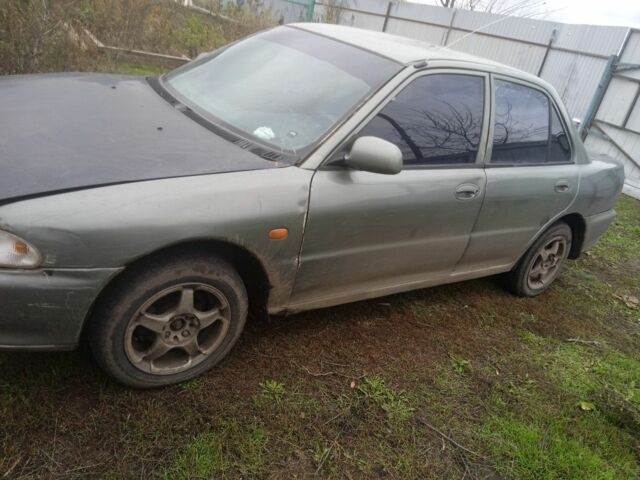 Зеленый Мицубиси Лансер, объемом двигателя 0 л и пробегом 111 тыс. км за 700 $, фото 6 на Automoto.ua