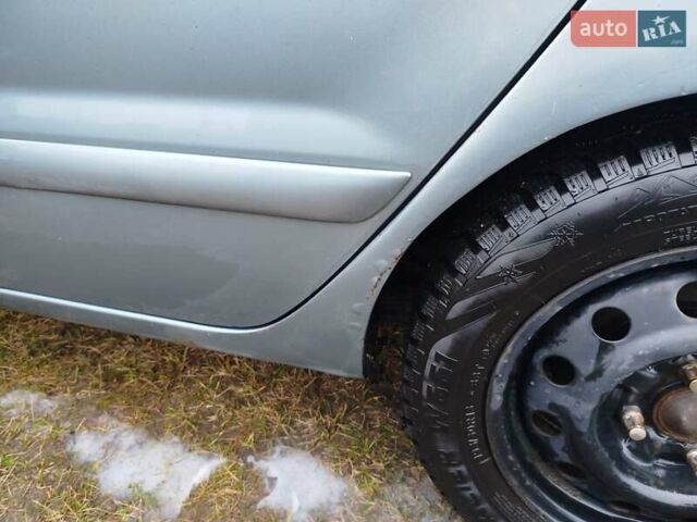 Зеленый Мицубиси Лансер, объемом двигателя 1.58 л и пробегом 224 тыс. км за 3500 $, фото 8 на Automoto.ua