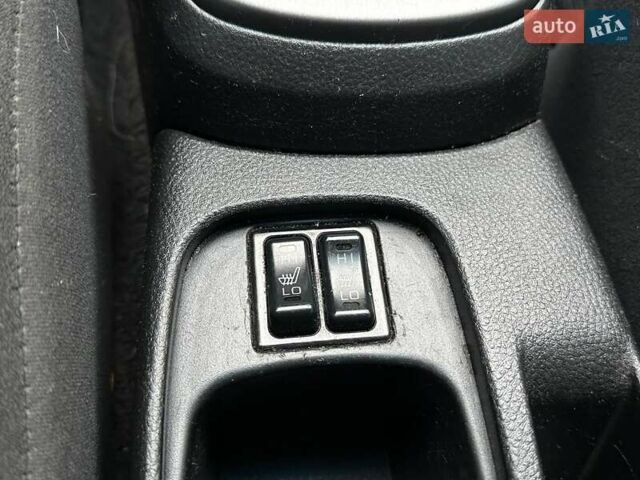 Зелений Міцубісі Lancer, об'ємом двигуна 1.58 л та пробігом 208 тис. км за 3990 $, фото 17 на Automoto.ua