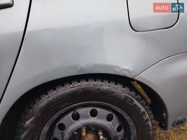 Зеленый Мицубиси Лансер, объемом двигателя 1.58 л и пробегом 224 тыс. км за 3500 $, фото 10 на Automoto.ua