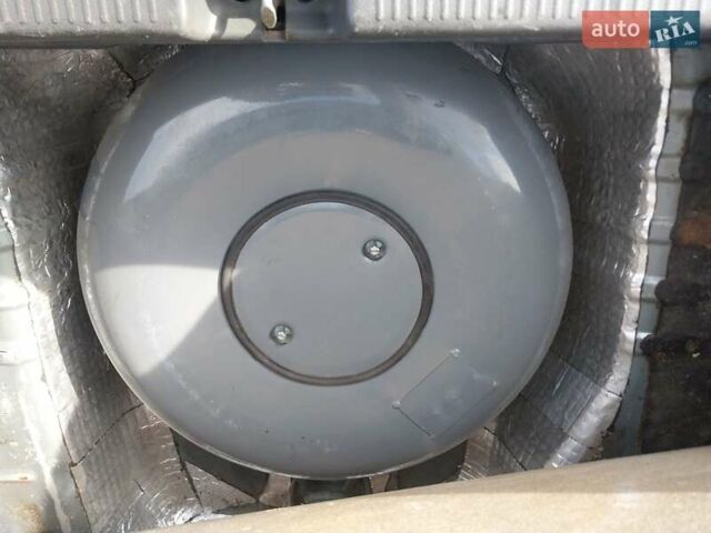 Зелений Міцубісі Lancer, об'ємом двигуна 1.58 л та пробігом 272 тис. км за 3900 $, фото 25 на Automoto.ua