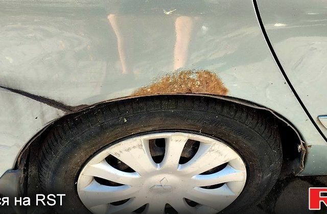Зелений Міцубісі Lancer, об'ємом двигуна 1.6 л та пробігом 0 тис. км за 2999 $, фото 3 на Automoto.ua