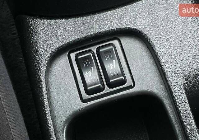 Зелений Міцубісі Lancer, об'ємом двигуна 1.6 л та пробігом 262 тис. км за 3999 $, фото 12 на Automoto.ua