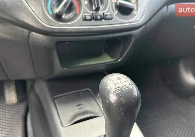 Зелений Міцубісі Lancer, об'ємом двигуна 1.58 л та пробігом 207 тис. км за 3400 $, фото 14 на Automoto.ua