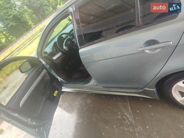 Зелений Міцубісі Lancer, об'ємом двигуна 1.5 л та пробігом 289 тис. км за 5700 $, фото 9 на Automoto.ua
