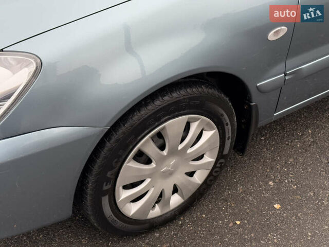 Зеленый Мицубиси Лансер, объемом двигателя 1.6 л и пробегом 214 тыс. км за 4150 $, фото 10 на Automoto.ua