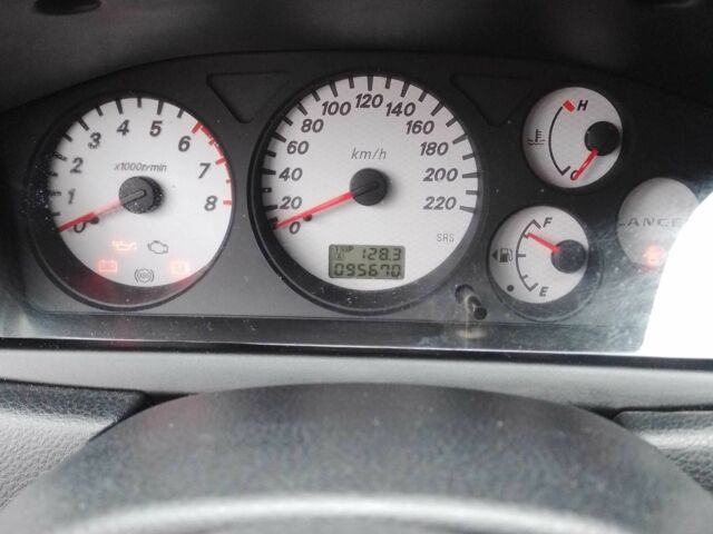 Зелений Міцубісі Lancer, об'ємом двигуна 1.6 л та пробігом 96 тис. км за 5200 $, фото 16 на Automoto.ua