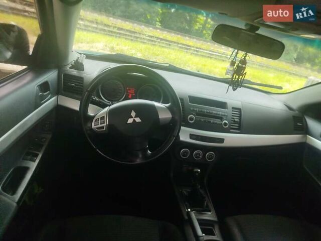 Зелений Міцубісі Lancer, об'ємом двигуна 1.5 л та пробігом 289 тис. км за 5700 $, фото 5 на Automoto.ua