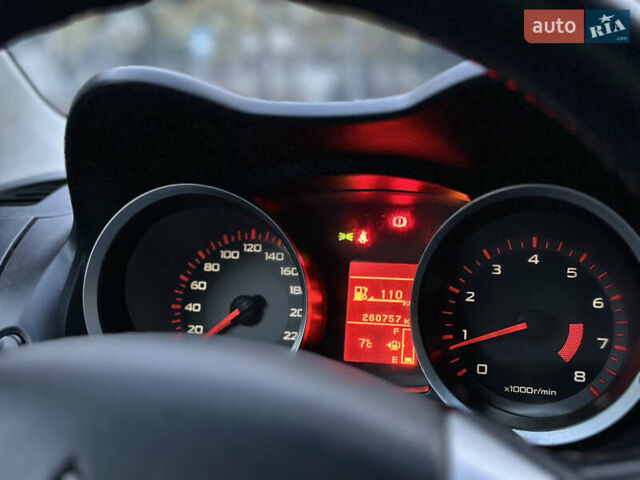 Зеленый Мицубиси Лансер, объемом двигателя 1.5 л и пробегом 220 тыс. км за 3950 $, фото 14 на Automoto.ua