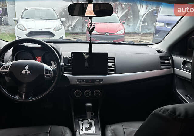 Мицубиси Лансер 2008 в Одессе на Automoto.ua Зеленый Мицубиси Лансер, объемом двигателя 2 л и пробегом 210 тыс. км за 4999 $, фото 12 на Automoto.ua