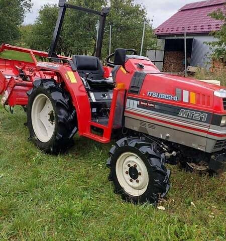 Красный Мицубиси MM, объемом двигателя 1 л и пробегом 825 тыс. км за 6500 $, фото 1 на Automoto.ua