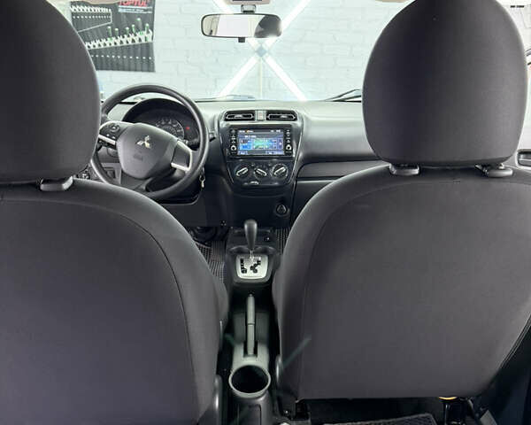 Белый Мицубиси Мираж, объемом двигателя 1.2 л и пробегом 81 тыс. км за 8200 $, фото 12 на Automoto.ua