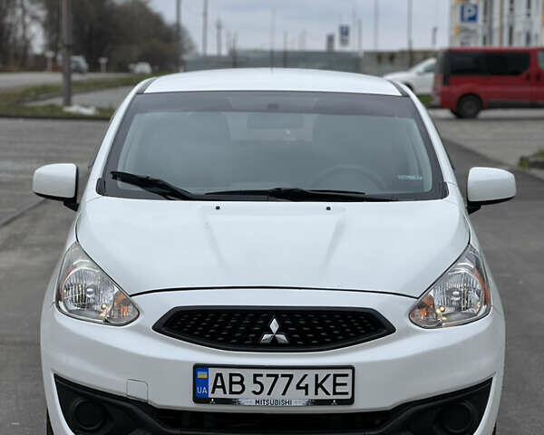 Білий Міцубісі Міраж, об'ємом двигуна 1.19 л та пробігом 61 тис. км за 7950 $, фото 1 на Automoto.ua