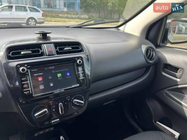 Білий Міцубісі Міраж, об'ємом двигуна 1.2 л та пробігом 162 тис. км за 8200 $, фото 26 на Automoto.ua