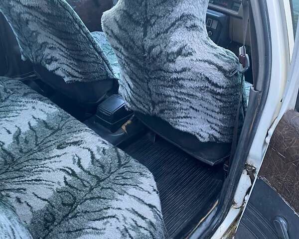 Мицубиси Мираж 1984 в Николаеве на Automoto.ua Бежевый Мицубиси Мираж, объемом двигателя 1.5 л и пробегом 213 тыс. км за 1000 $, фото 6 на Automoto.ua