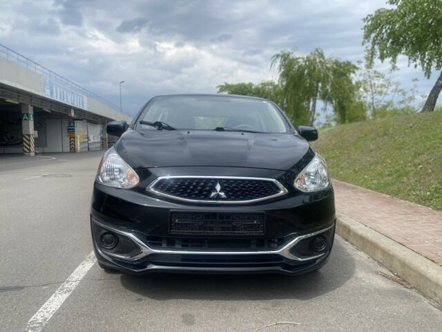 Черный Мицубиси Мираж, объемом двигателя 1.2 л и пробегом 40 тыс. км за 9450 $, фото 5 на Automoto.ua