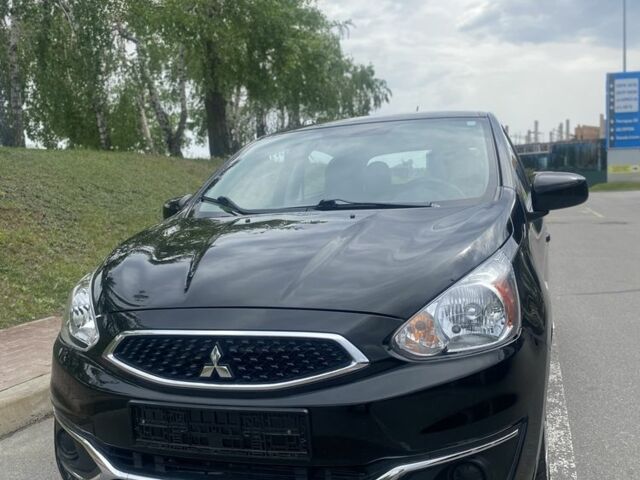 Черный Мицубиси Мираж, объемом двигателя 1.2 л и пробегом 40 тыс. км за 9450 $, фото 1 на Automoto.ua