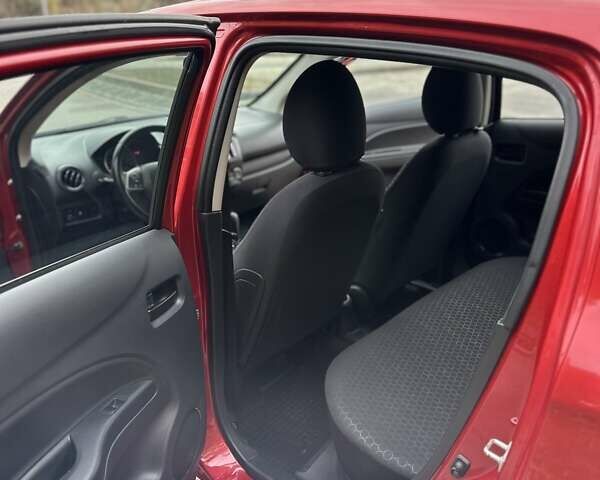 Красный Мицубиси Мираж, объемом двигателя 1.2 л и пробегом 102 тыс. км за 6900 $, фото 7 на Automoto.ua