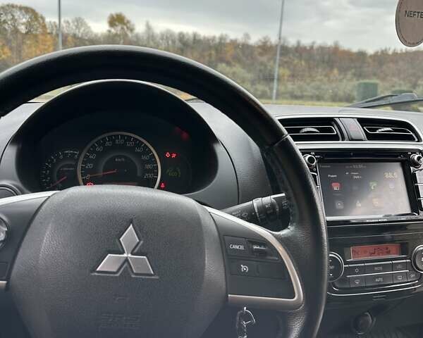 Красный Мицубиси Мираж, объемом двигателя 1.2 л и пробегом 102 тыс. км за 6900 $, фото 9 на Automoto.ua