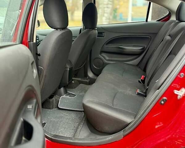 Красный Мицубиси Мираж, объемом двигателя 1.2 л и пробегом 60 тыс. км за 8500 $, фото 14 на Automoto.ua