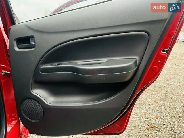 Червоний Міцубісі Міраж, об'ємом двигуна 1.2 л та пробігом 59 тис. км за 8600 $, фото 17 на Automoto.ua