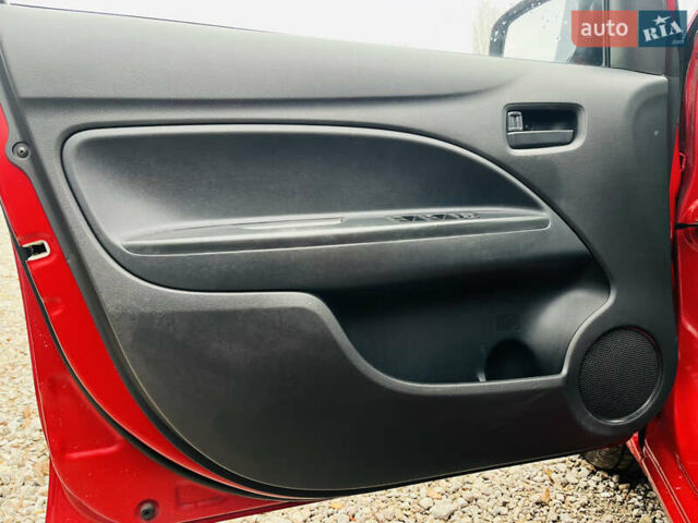 Червоний Міцубісі Міраж, об'ємом двигуна 1.2 л та пробігом 59 тис. км за 8600 $, фото 10 на Automoto.ua