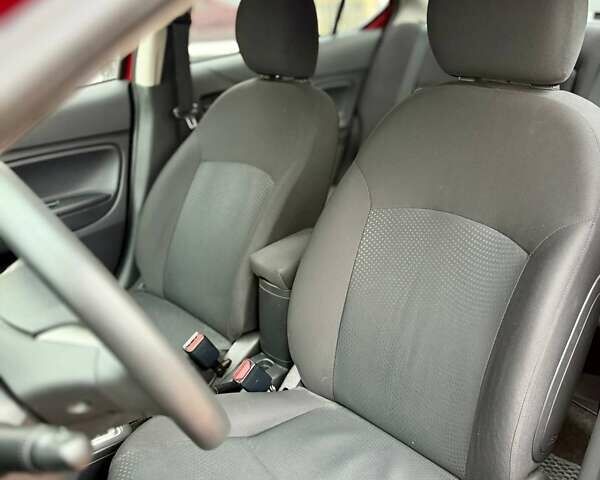 Красный Мицубиси Мираж, объемом двигателя 1.2 л и пробегом 60 тыс. км за 8500 $, фото 21 на Automoto.ua