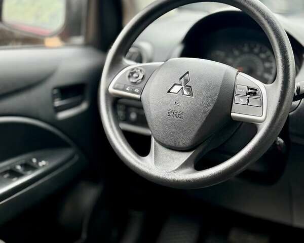 Красный Мицубиси Мираж, объемом двигателя 1.2 л и пробегом 60 тыс. км за 8500 $, фото 15 на Automoto.ua