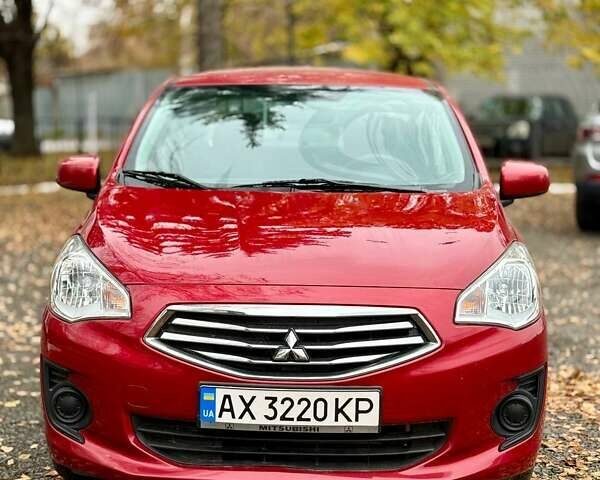 Красный Мицубиси Мираж, объемом двигателя 1.2 л и пробегом 60 тыс. км за 8500 $, фото 2 на Automoto.ua