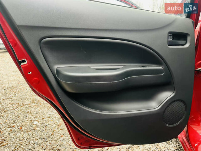 Червоний Міцубісі Міраж, об'ємом двигуна 1.2 л та пробігом 59 тис. км за 8600 $, фото 15 на Automoto.ua