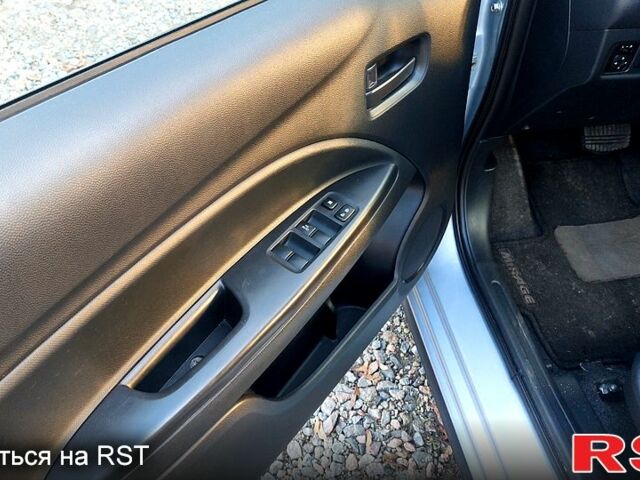 Серый Мицубиси Мираж, объемом двигателя 1.2 л и пробегом 33 тыс. км за 7300 $, фото 9 на Automoto.ua