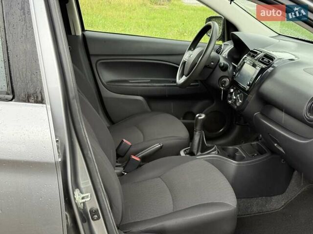 Серый Мицубиси Мираж, объемом двигателя 1.2 л и пробегом 79 тыс. км за 5600 $, фото 14 на Automoto.ua