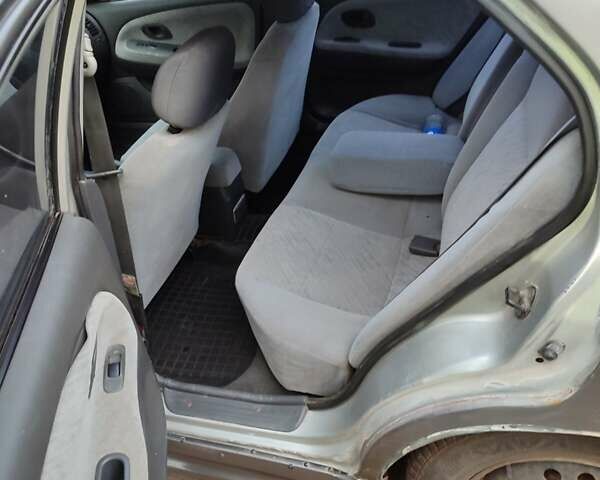 Сірий Міцубісі Міраж, об'ємом двигуна 1.8 л та пробігом 210 тис. км за 1850 $, фото 1 на Automoto.ua