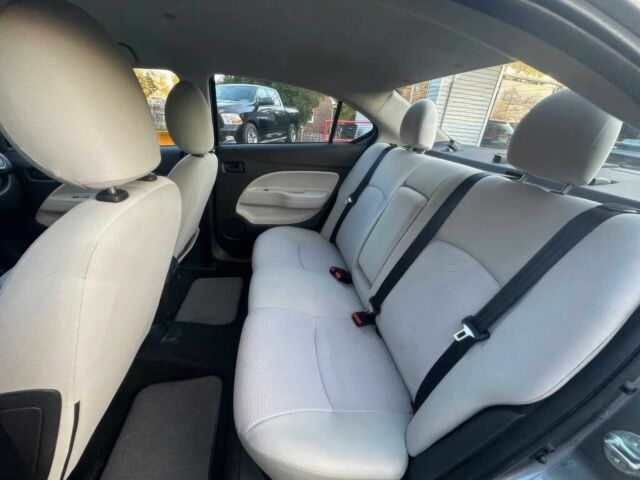 Сірий Міцубісі Міраж, об'ємом двигуна 1.2 л та пробігом 41 тис. км за 1200 $, фото 10 на Automoto.ua