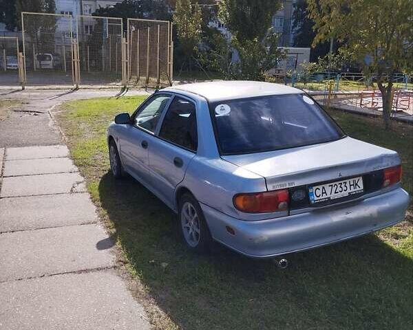 Мицубиси Мираж 1994 в Киеве на Automoto.ua Синий Мицубиси Мираж, объемом двигателя 1.5 л и пробегом 320 тыс. км за 2500 $, фото 1 на Automoto.ua