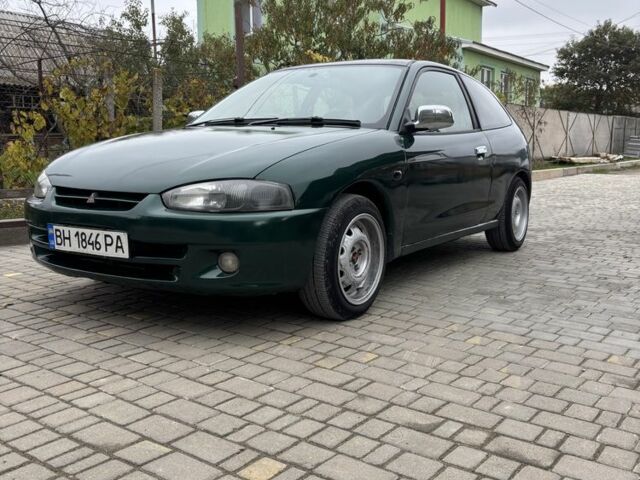 Міцубісі Міраж 1997 у Одесі на Automoto.ua Зелений Міцубісі Міраж, об'ємом двигуна 1.5 л та пробігом 439 тис. км за 3300 $, фото 1 на Automoto.ua